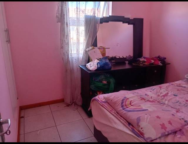 2 BEDROOM DUPLEX FOR SALE IN STRATFORD GREEN